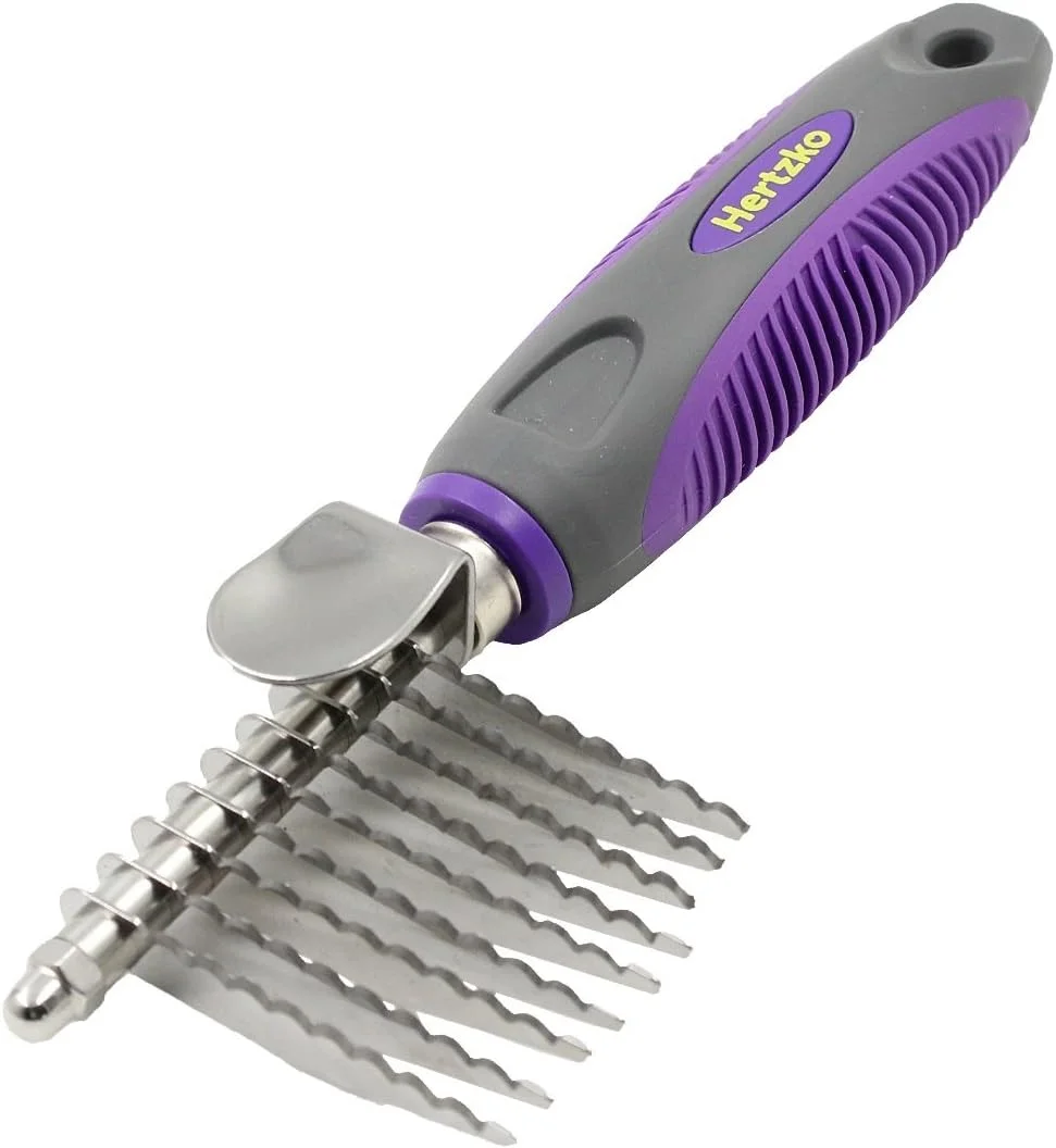 A Purr-fect Solution: Hertzko Pet Dematting Comb for Dogs Cats - Taming Tangles with Ease